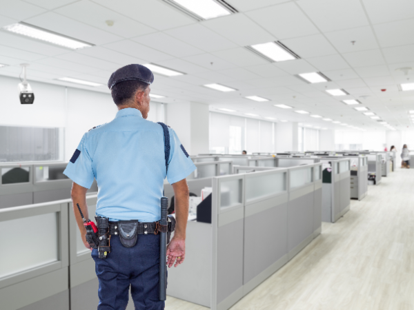 定期的に施設内を見回り、
利用者の安全を守ります