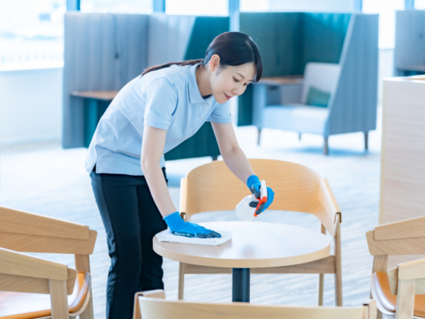 奈良県勤務【フルタイムパート/清掃現場の巡回管理社員】 ◆社員登用制度あり ◆車通勤可 ◆交通費支給 ◆国家資格取得支援制度あり
