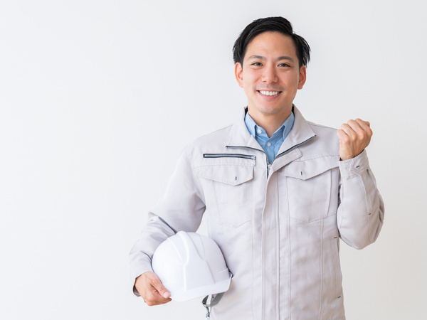 ★産業用機械の金属塗装スタッフ／ 吹付け作業◎未経験OK！丁寧な指導あり