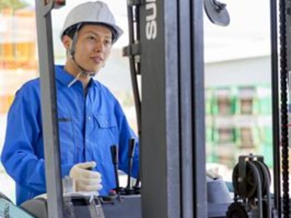 ＜Y-御嵩町：梱包＆リフト＞　日勤のみ×土日休み♪しっかり稼げる高時給＆残業手当♪★月収例34万円以上★