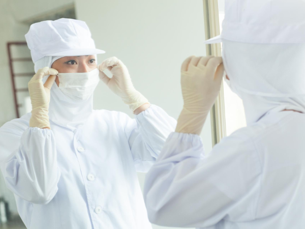 富士吉田市＜土日祝休み・ライン作業でもくもく簡単作業・９～１６時の短時間もOK♪＞ラインでのお水の検査【3032】