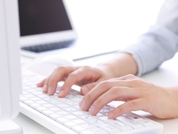 未経験OK！電話応対ほぼなしのデータ入力事務スタッフ！土日休み！月収22万円以上可能！