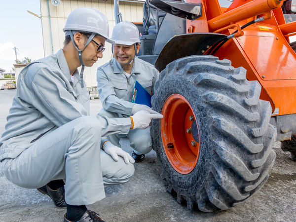 【建設機械の整備士】人吉出張所◇全国展開の安定企業◇土日休み&福利厚生充実!