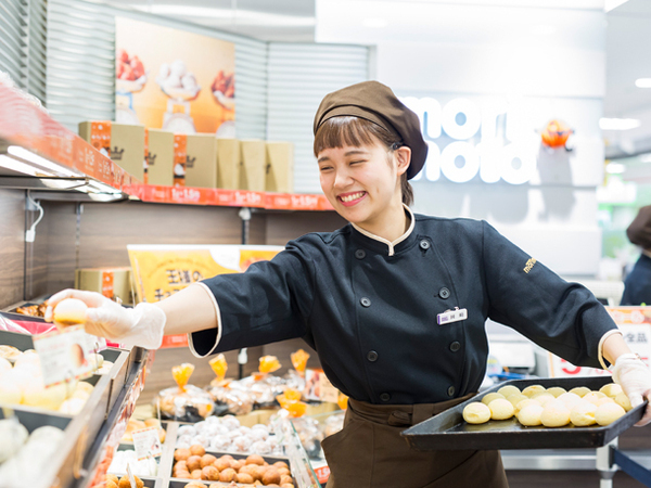 【販売スタッフ:もりもと イオンモール札幌発寒店】≪イオン内の店舗≫接客・販売の経験のない方も歓迎!週3日~・5時間~気軽に働けます◎入社祝い商品券支給/誕生月にはケーキプレゼント/お得な社割あり