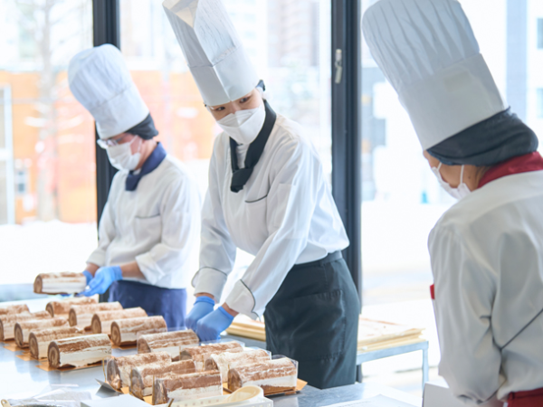 パティシエの キラキラ輝く笑顔にひとめ惚れ