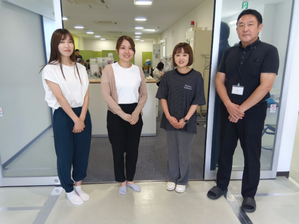 食品工場の総務・労務サポート／PC作業中心／月給28万円以上