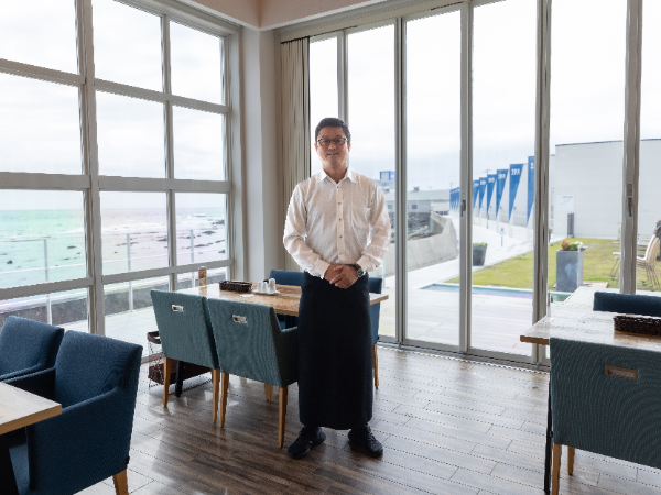 転勤なし／安定経営　幹部候補として新業態「グランコテージ」を創る仕事