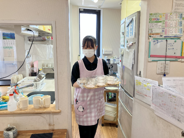 Q. 同僚や先輩、社内の雰囲気について教えてください。また、成長を実感した瞬間はありましたか？