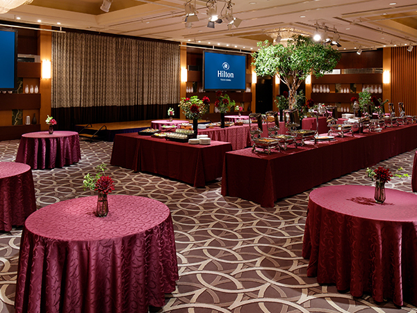 【ホテル内レストランアシスタントマネージャー／正社員】お台場の人気有名ホテルのお仕事！★経験やスキルに応じて即マネージャー採用も可能！今までの料飲部門などでの経験を活かしてキャリアアップできます！