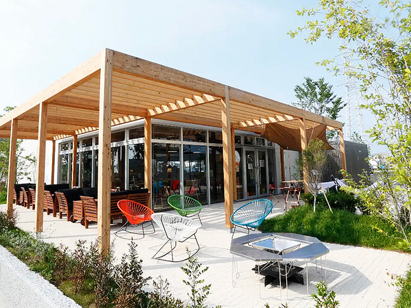 ホール接客・キッチンスタッフ/ 【千葉・柏の葉】グランピングレストラン