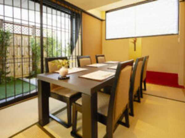 【正社員/港区/懐石　日本料理店の副料理長候補】各種手当、福利厚生充実の職場であなたの経験を発揮してください！！