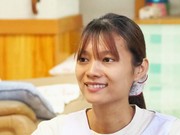 なぜ日本で介護の仕事に就きたいと思ったのですか？