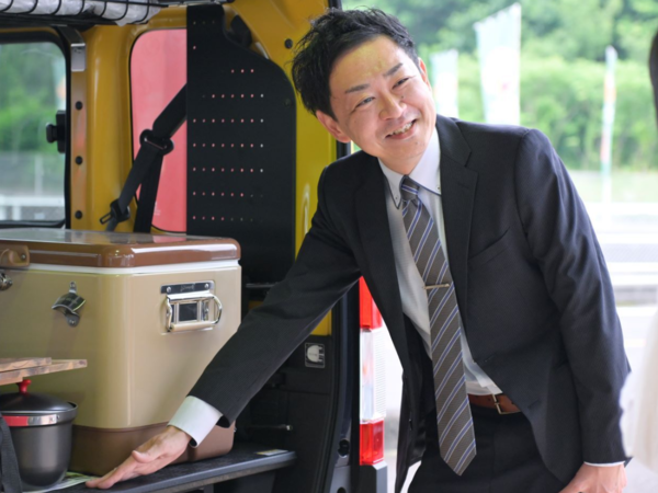 人気求人！営業職／未経験歓迎／新規開拓なし／ノルマなし／創業７０年以上／有給休暇取得推進／２０代３０代４０代活躍中／週休二日制／昇給・賞与あり／福利厚生充実／ＵＩＪターン歓迎