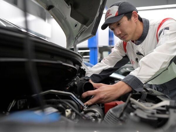 未経験歓迎!年収400万円~700万円も目指せる!賞与 3.7か月分/完全週休2日(火水)/年休113日・残業月18h/資格手当多数/家族手当 あり/研修充実・県外転勤なし/車通勤可