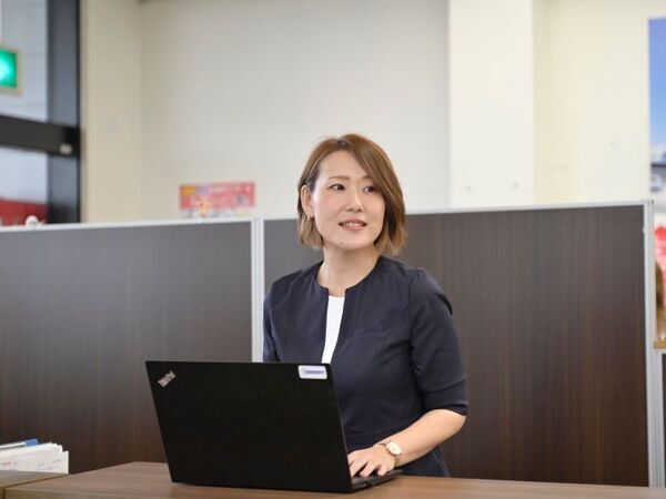 大人気求人!事務受付スタッフ/創業70周年/経験者優遇 30代40代活躍中 事務受付スタッフ