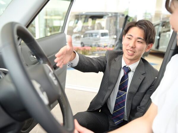 人気求人！営業職／未経験歓迎／ノルマなし／創業７０年以上／有給休暇取得推進／２０代３０代４０代活躍中／週休二日制／昇給・賞与あり／福利厚生充実／ＵＩＪターン歓迎