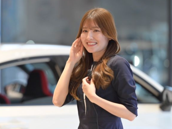 大人気求人／急募／受付事務職／創業７０年以上／安定した職／ノルマなし／週休二日制／２０代３０代活躍中／未経験歓迎／昇給・賞与あり／福利厚生充実／ＵＩＪターン歓迎