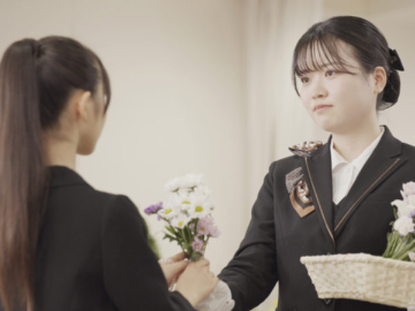 お客様の人生の節目となる
大切なひとときを支えます。