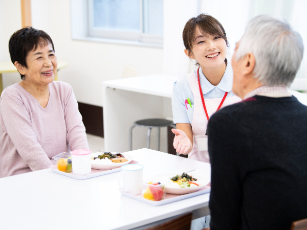 幅広い年代の方が活躍する「家」のような場所