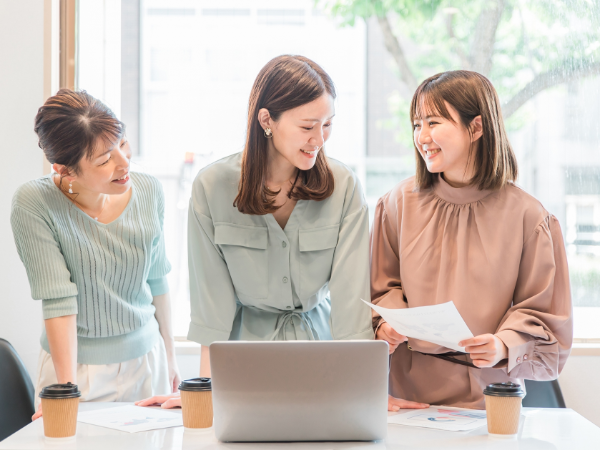 医療法人社団シーズ・メディカル 株式会社CMG シロノクリニック ／一般事務