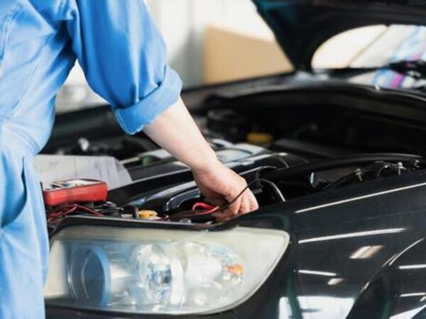 ・【名古屋市南区/自動車整備士】昇給賞与あり!資格手当あり!時間外労働なし!アットホームな雰囲気がお客様にも好評です!・