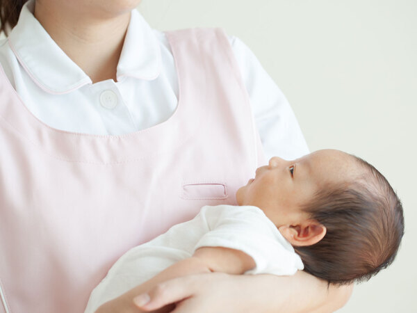 ・【防府市/助産師】週休2日制でプライベートも充実！日勤のみも可能！経験生かせる助産師！・