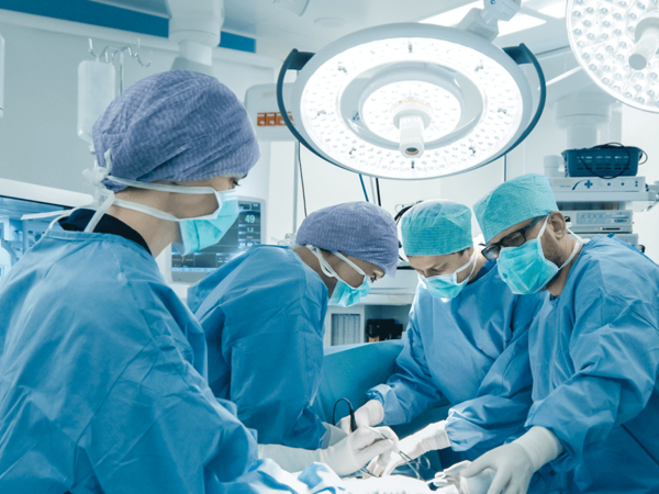 ・【練馬区/オペ室看護師】夜勤、オンコールなし！日祝休み！年収510万~！その他手当豊富！待遇面もバッチリです！・