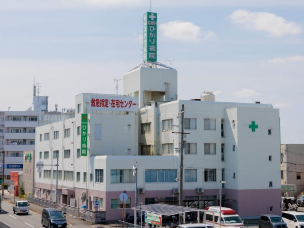 月給210,000円以上！20代～50代のスタッフ活躍中！正・准看護師募集！車通勤OK！京阪「寝屋川市駅」から車で6分の病院勤務です。