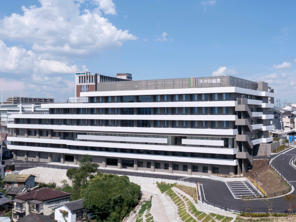 月給290,000円以上！年間休日128日！20代～50代活躍中！京阪「宮之阪駅」から徒歩5分の病院勤務です。