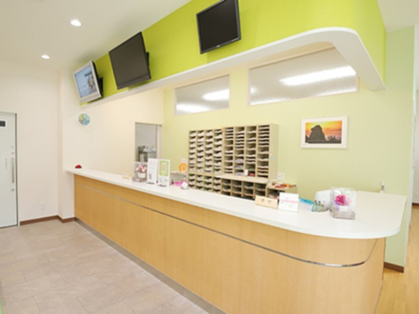 庄内駅すぐ/午前診3枠以上+午後診1枠以上+土曜月1回〜勤務OK|高時給(AM1400円・PM1600円)×経験者歓迎×家庭と両立|医療事務