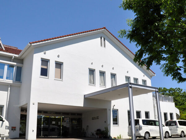 【神戸市北区】勤務時間多数あり◎看護師募集|神港園しあわせの家|20代~50代活躍中|バイタル測定、体調不良者への対応が中心