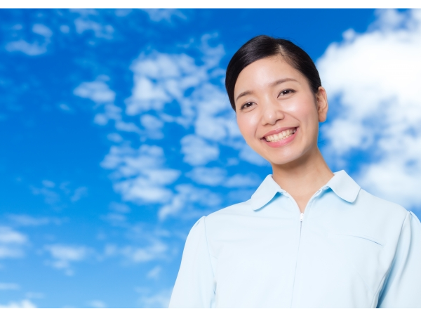 【高槻市】摂津富田駅徒歩16分/☆調剤薬局の事務☆アットホームな会社です！ご家庭と両立したい方にもピッタリ！もちろん福利厚生も充実です☆