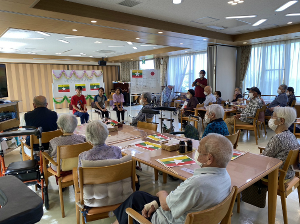 【寮母(寮父)│正社員】 ★正社員フルタイム ★資格なしOK ★自立~軽度の高齢者施設