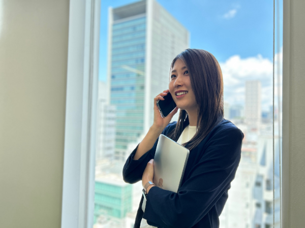 「教える」よりも「考えさせる」プロであれ