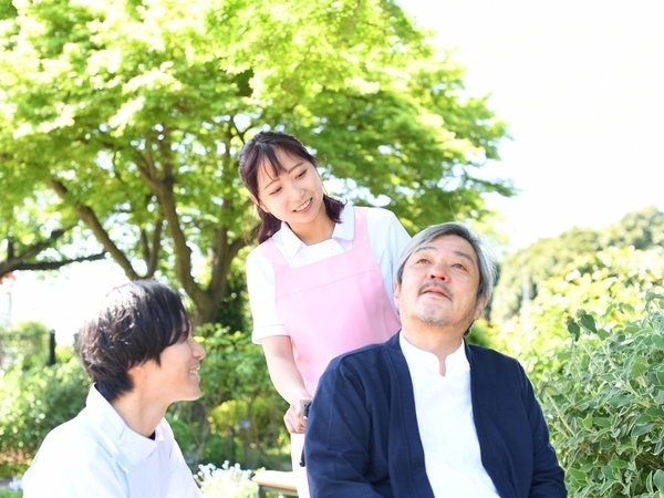 【2025年オープン】マイカー通勤OK!資格を活かしてお仕事しませんか?