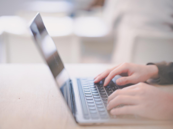 20代・30代・40代の男性・女性が活躍中の事務ワーク！

未経験から挑戦可能な事務のお仕事です