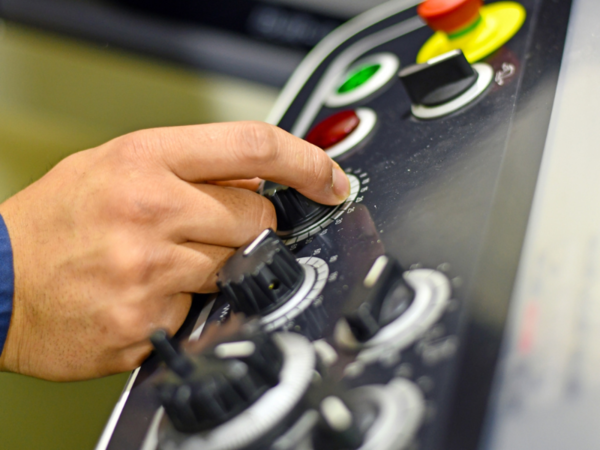 タンクの塗装業務