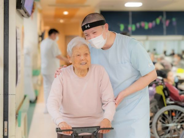 賞与・昇給あり!
あなたの頑張りをしっかり評価★