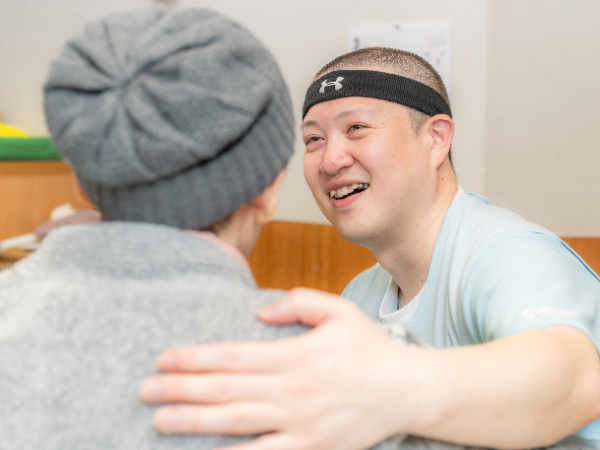 【介護福祉士│正社員】峡西老人保健センター勤務　★強化型老健　★週休2日制＆年間休日120日以上　★確定拠出年金あり　★昇給・昇給あり　★手当・待遇充実　★福利厚生充実　★研修制度充実　★残業月2h　★温かな職場　★多職種連携