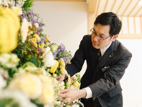 お客様の想いを組み取り、葬儀を形にしていく仕事