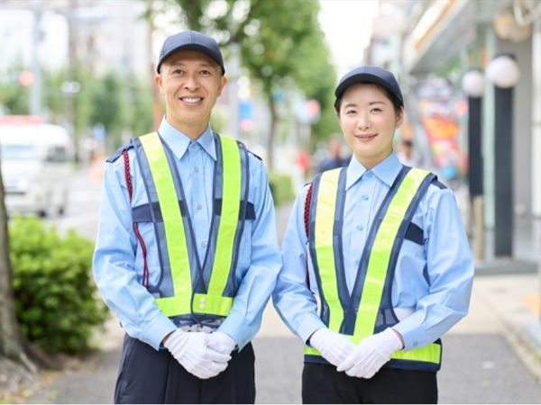 「今日も、誰かの日常を守ってる。」交通警備スタッフ