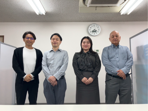 「都心へもアクセス良好｜既存顧客メイン｜年間休日120日（完全週休2日制）｜昇給あり・賞与年3回｜未経験から始める「食」の企画営業