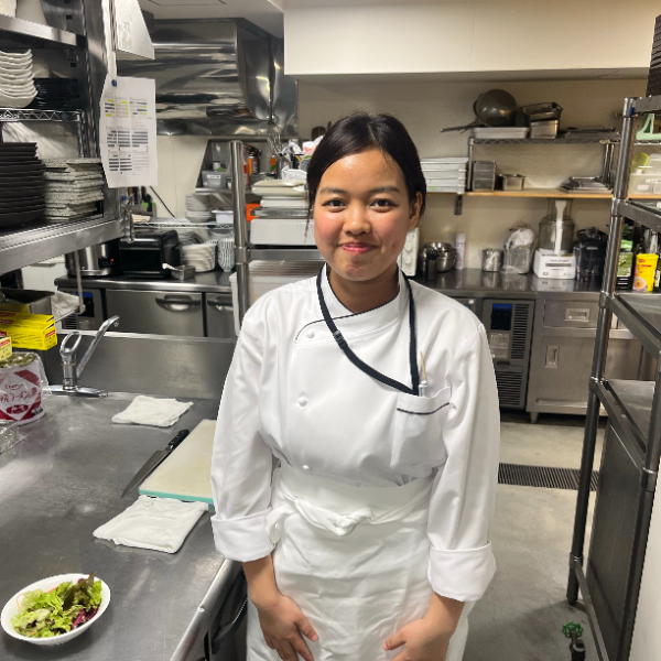 シャレーアイビーヒラフ/Yu Yu Soe