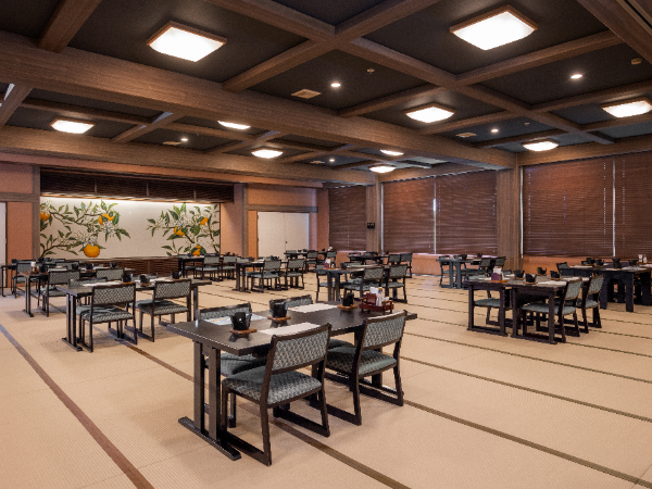 17時半から時給1,500円★蒲郡の三谷温泉ホテル★食事会場のホールスタッフ募集★週1日～OK★未経験OK