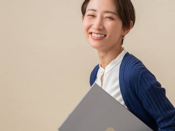 WEBデザイン、Photoshop　
illustratorなどの使用経験