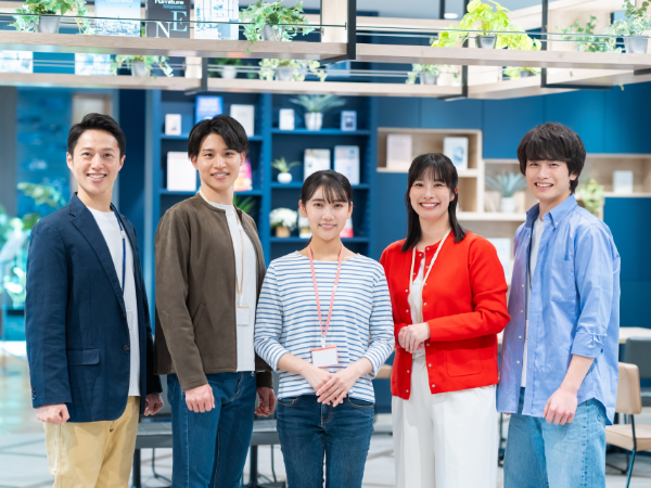 キャリアアドバイザー／オフィスワークデビュー歓迎／研修充実／年休123日のワークライフバランスを大切にしている職場