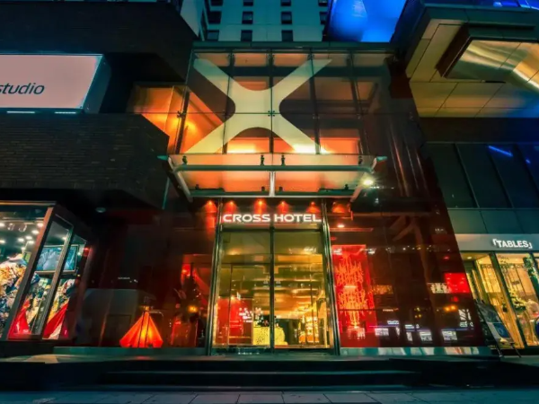 大阪・心斎橋で非日常を創る｜シティホテルで腕を振るう調理スタッフを募集！