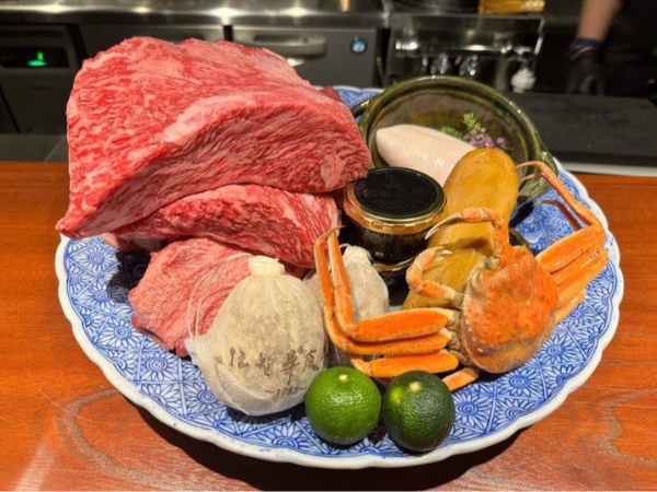 【中目黒 中華 新進気鋭】20代で月給40万以上！最速1年で店長・大将も叶います！ / 応募から内定まで1週間 / 経験者大歓迎 / 賞与年4回 / 年間10店舗以上出店 / 手当10種類以上