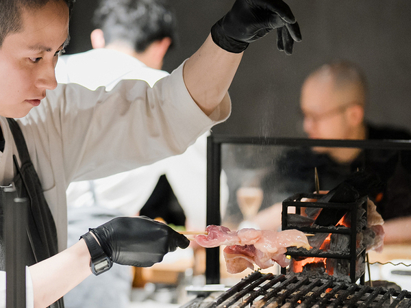 【紹介案件】＼新ジャンル★炉端イタリアンの料理長候補／◎月給35～40万円◎店長・マネージャーへの早期昇進チャンス！年間4店舗ペース出店で立ち上げに関われる機会も豊富！将来の独立も支援します！
