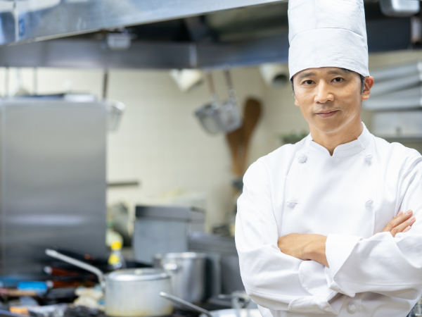 【熊本市】結婚式場の調理スタッフ｜年間休日120日｜賞与2回支給